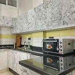 Velasquez Appart Hotel 4